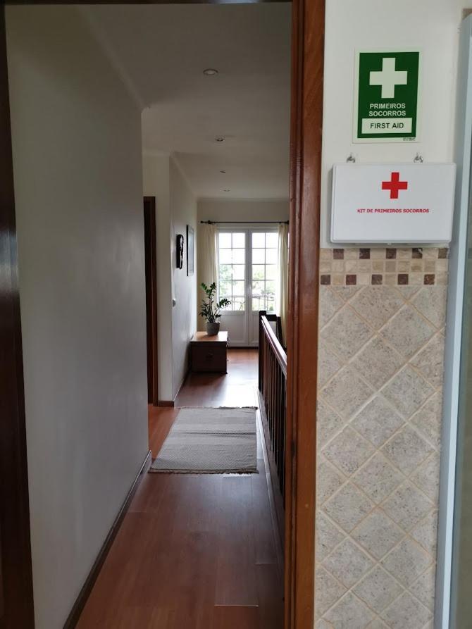 Casa Das Palmeiras เซา วิเซนเต เฟอร์เฮรา ภายนอก รูปภาพ